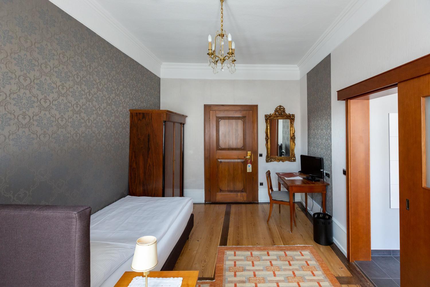 Boardinghouse Sonne Otel Offenburg Oda fotoğraf